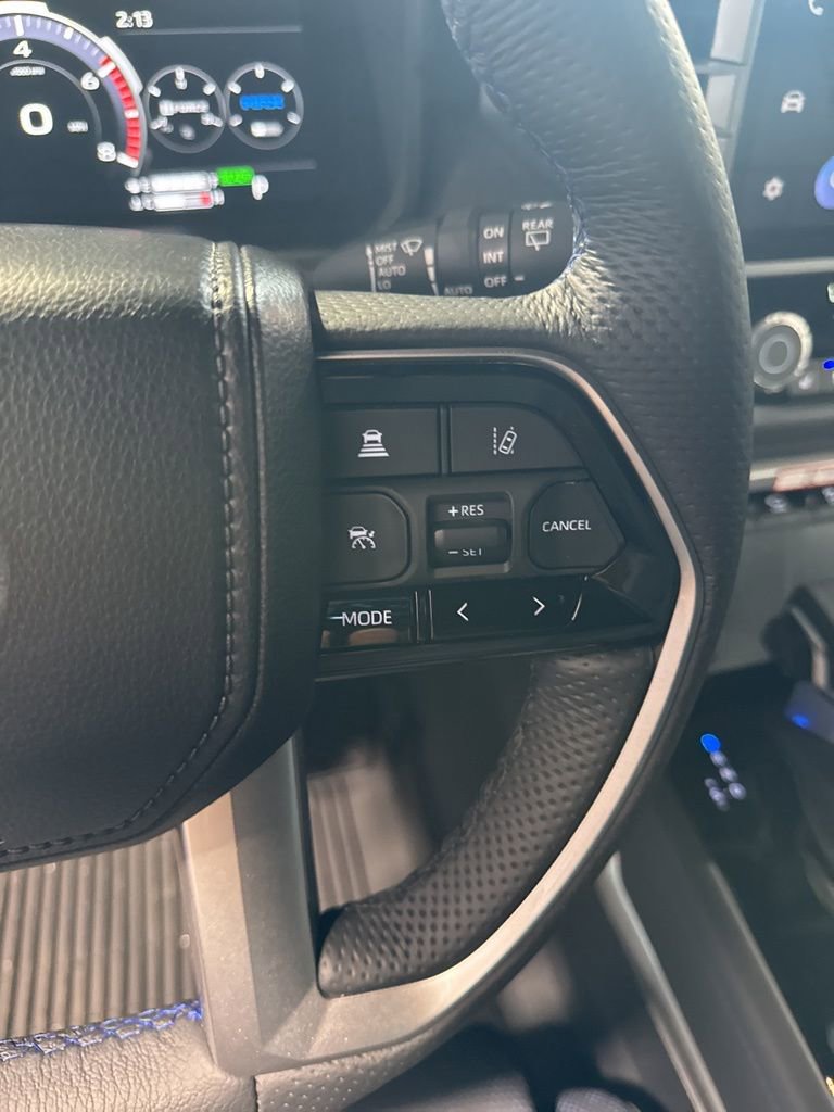 Used 2025 Toyota Sequoia Platinum image 42