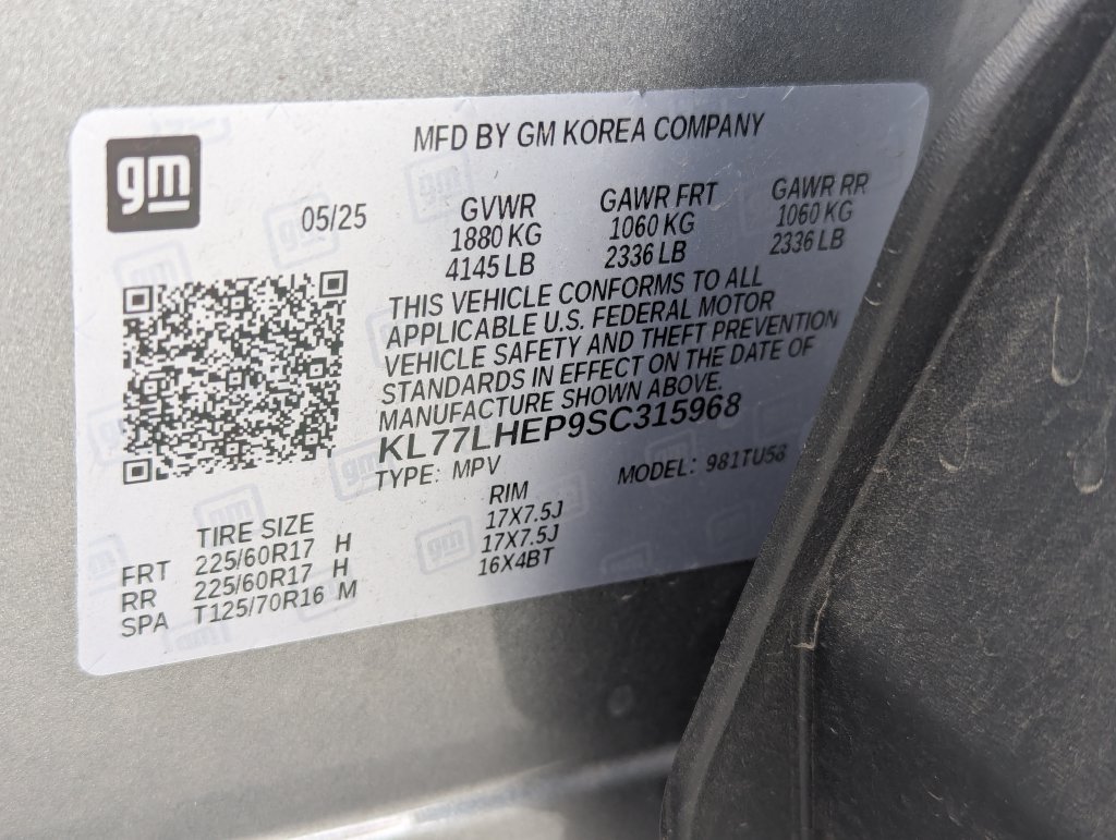 Used 2025 Chevrolet Trax LT w/ Driver Confidence Package FWD image 34