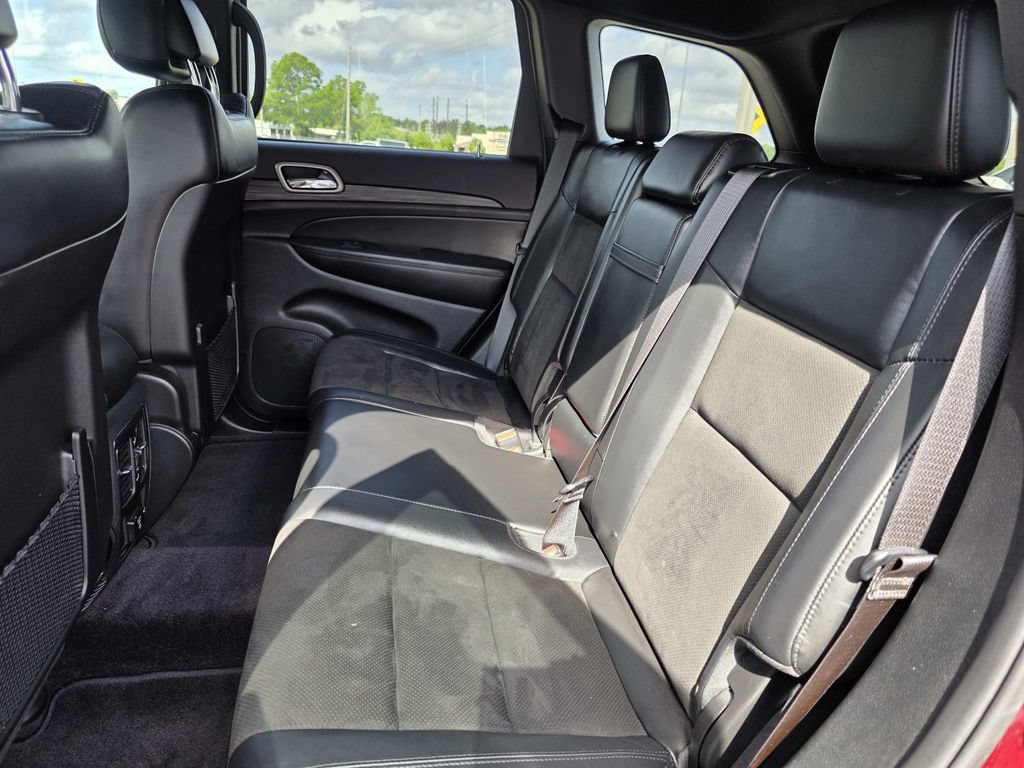 Used 2019 Jeep Grand Cherokee Altitude RWD image 7