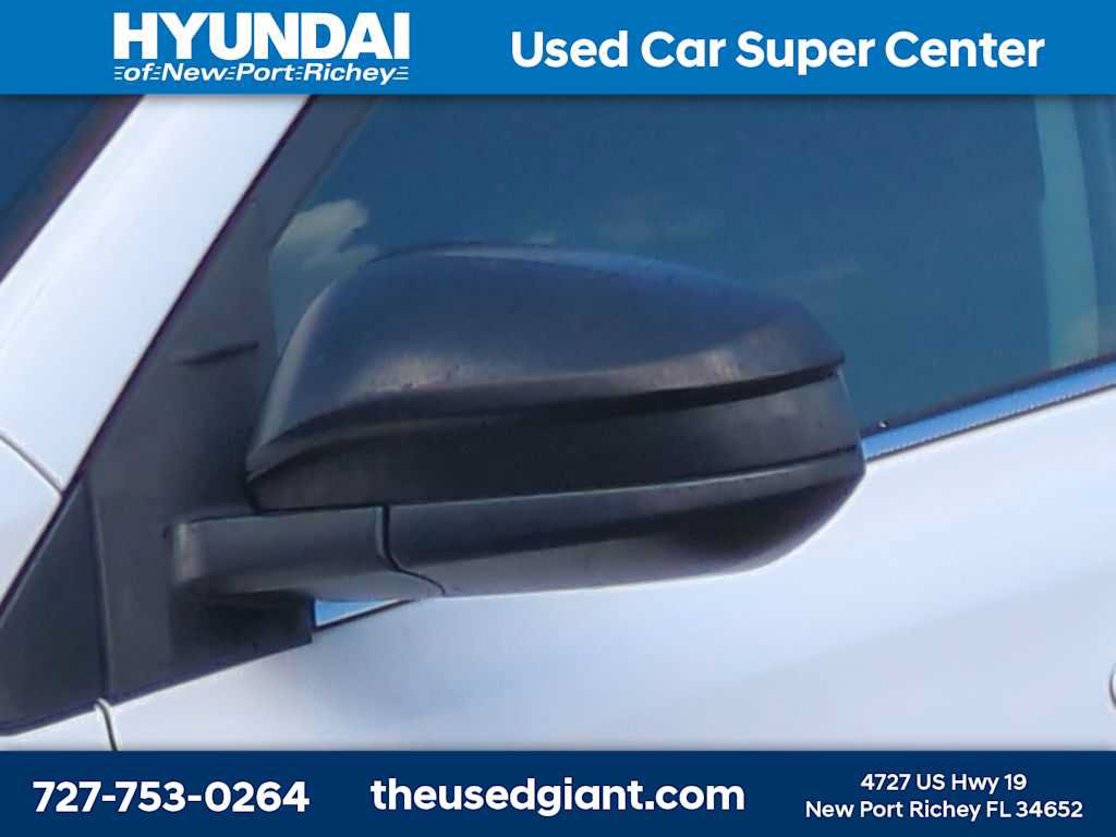 Used 2014 Toyota RAV4 LE AWD/4WD image 11