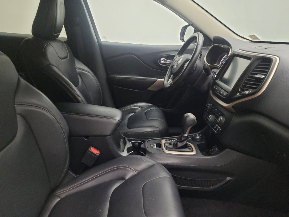 Used 2018 Jeep Cherokee Limited w/ Technology Group AWD/4WD image 21
