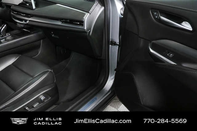 Used 2024 Cadillac XT4 Premium Luxury image 24