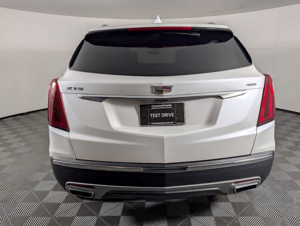 Used 2022 Cadillac XT5 Premium Luxury w/ Technology Package FWD image 6
