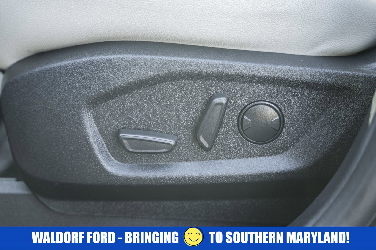 Used 2022 Ford Edge Titanium image 53