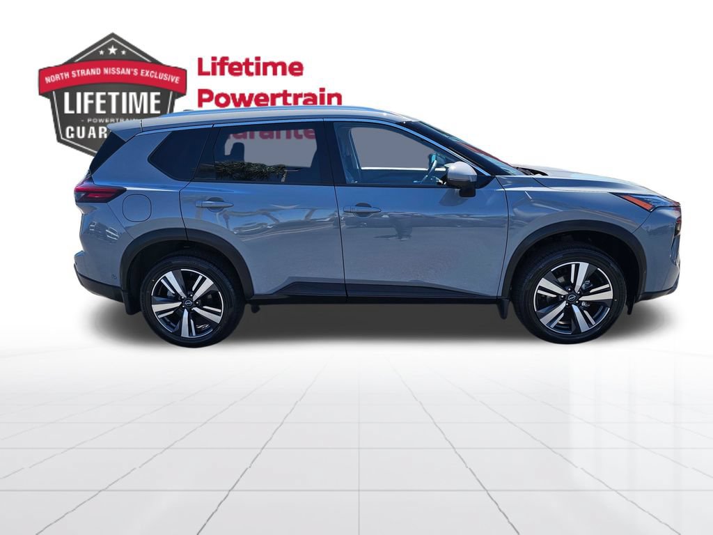 Certified 2025 Nissan Rogue SL AWD/4WD image 6