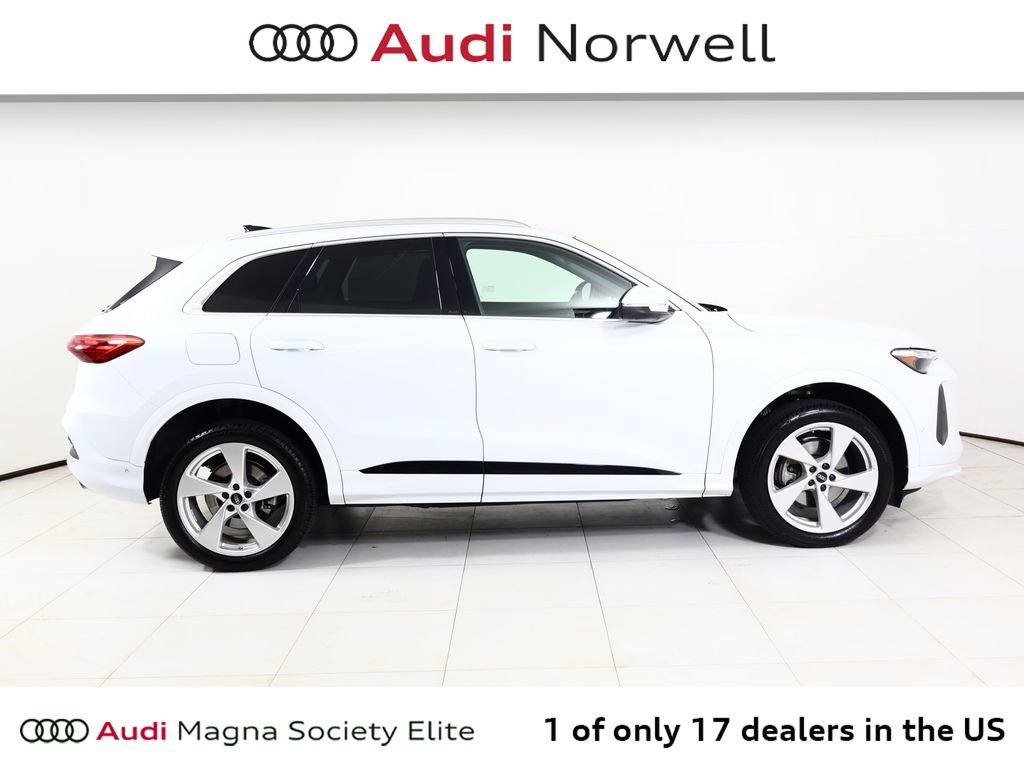 Certified 2025 Audi Q5 Premium w/ Premium Plus AWD/4WD image 19