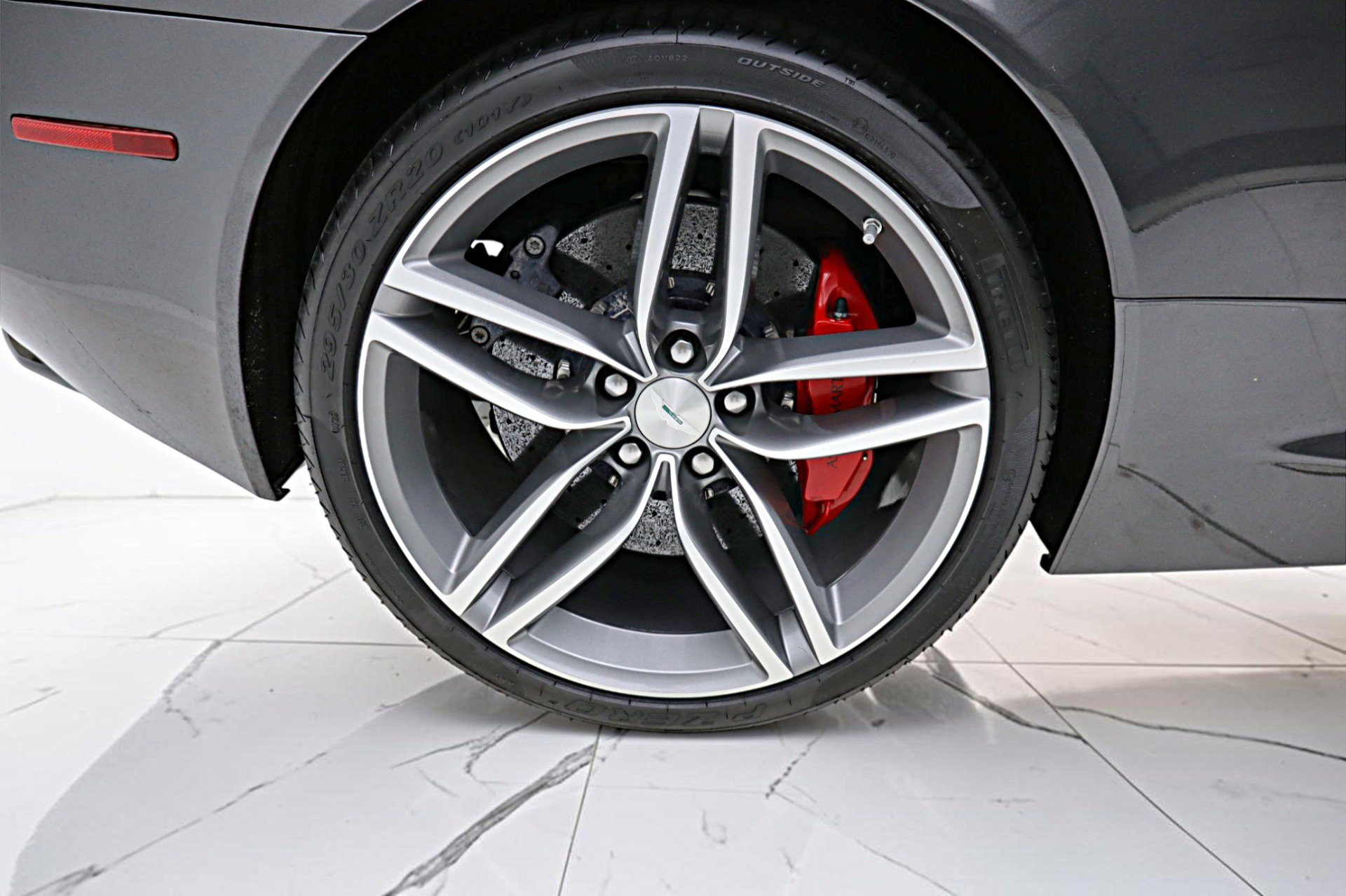 Used 2012 Aston Martin Virage Coupe RWD image 41
