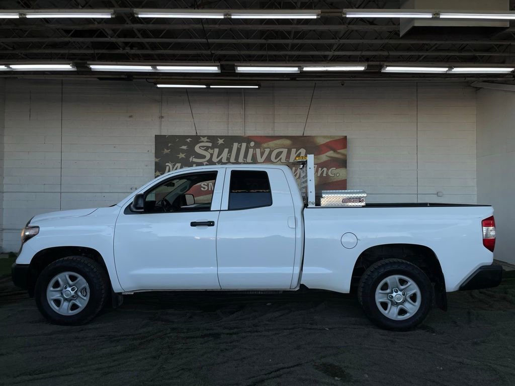 Used 2019 Toyota Tundra SR image 2