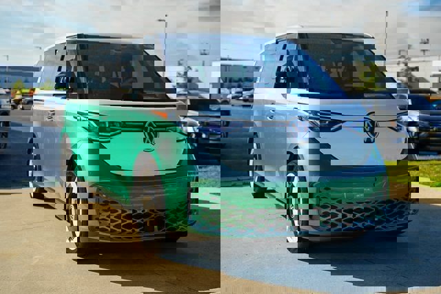 New 2025 Volkswagen ID. Buzz 1st Edition image 2