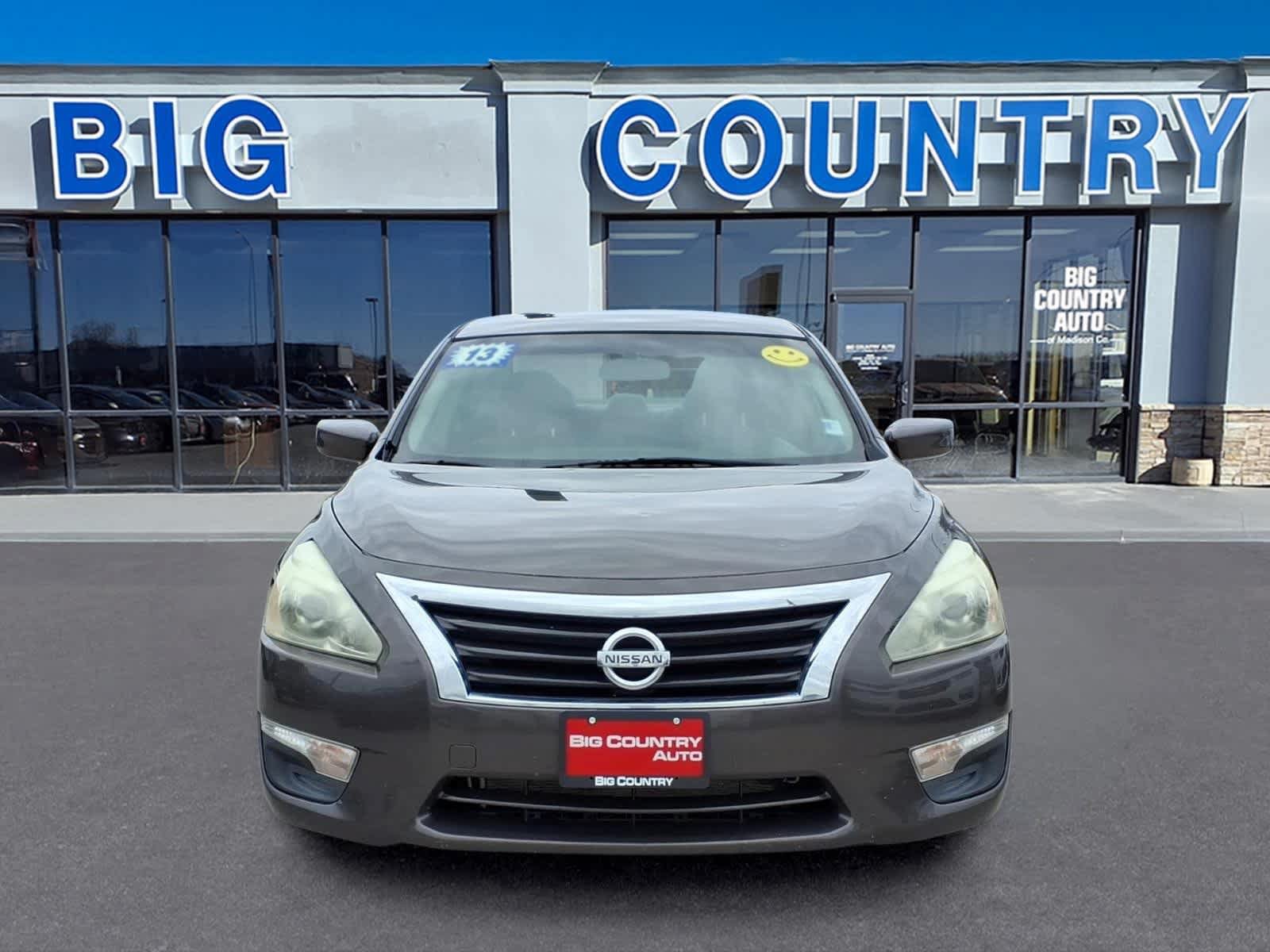 Used 2013 Nissan Altima 2.5 S FWD image 2