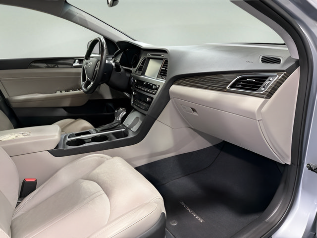 Used 2015 Hyundai Sonata ECO w/ Option Group 08 FWD image 14