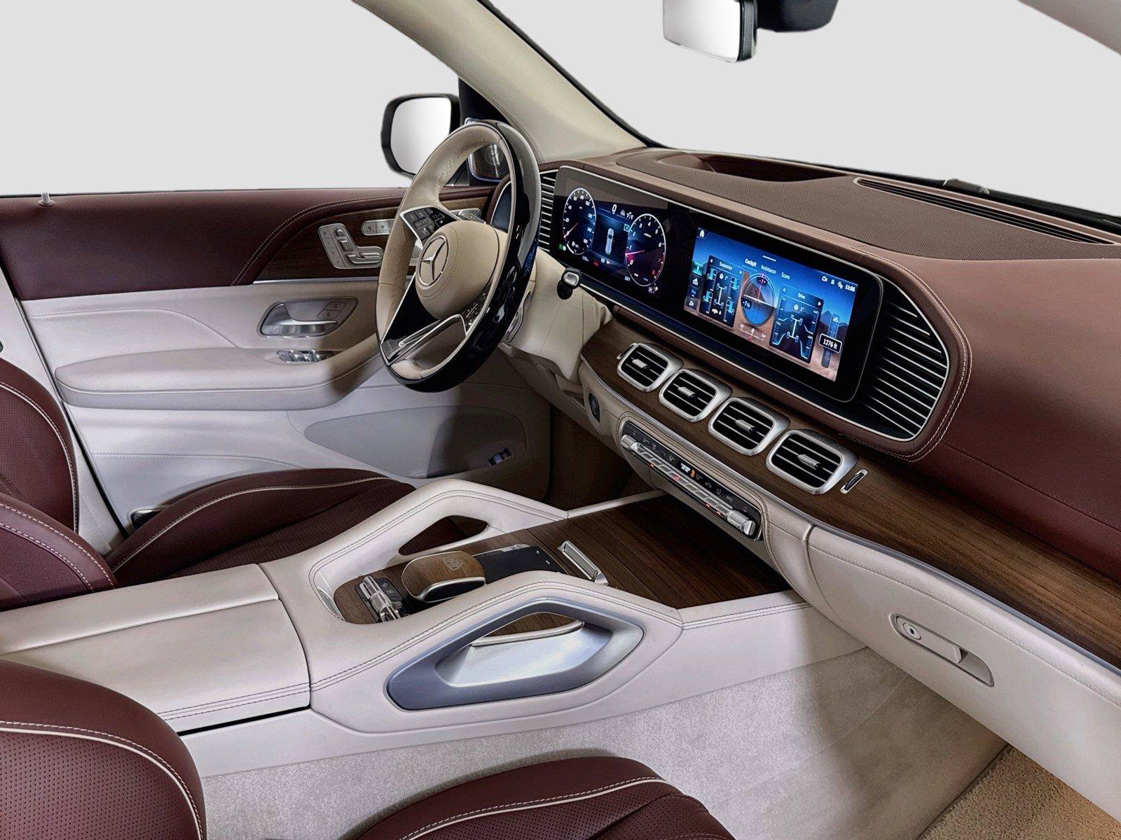 Used 2025 Mercedes-Benz Maybach GLS 600 4MATIC image 40