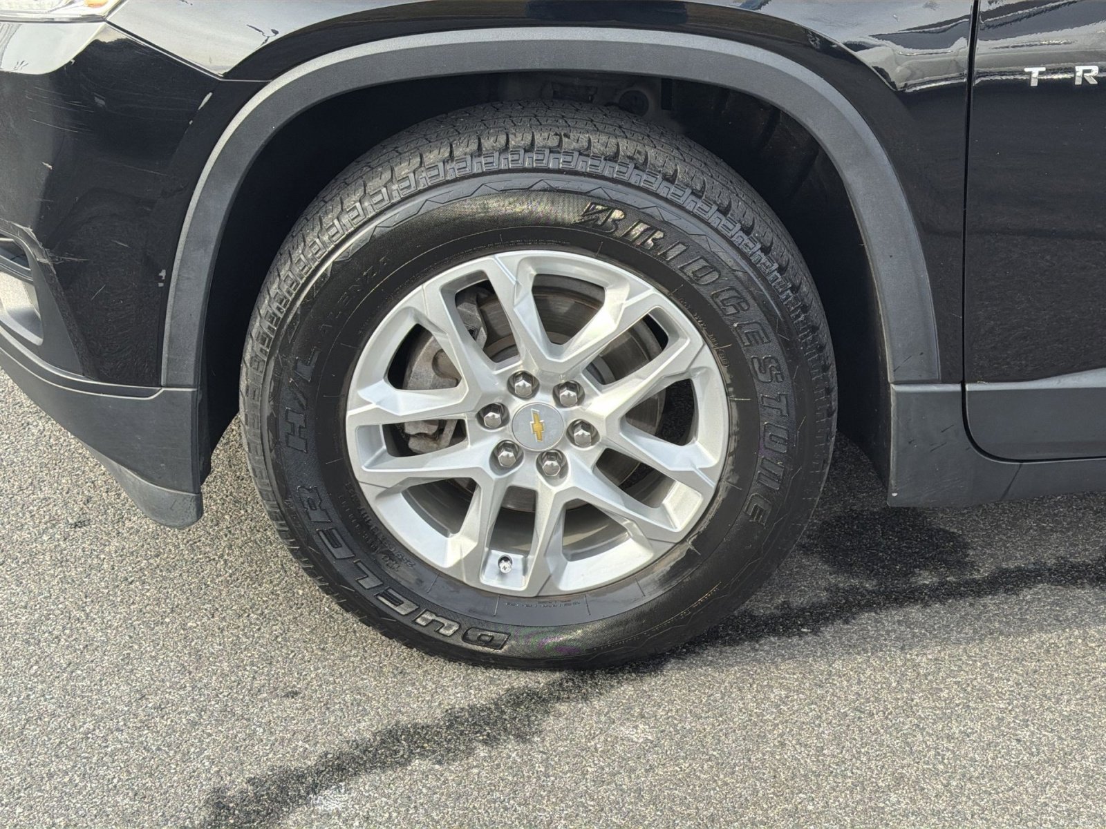 Used 2019 Chevrolet Traverse LS image 12