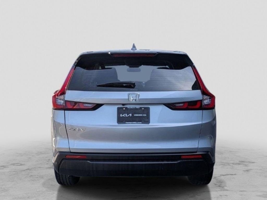 Used 2023 Honda CR-V LX image 5