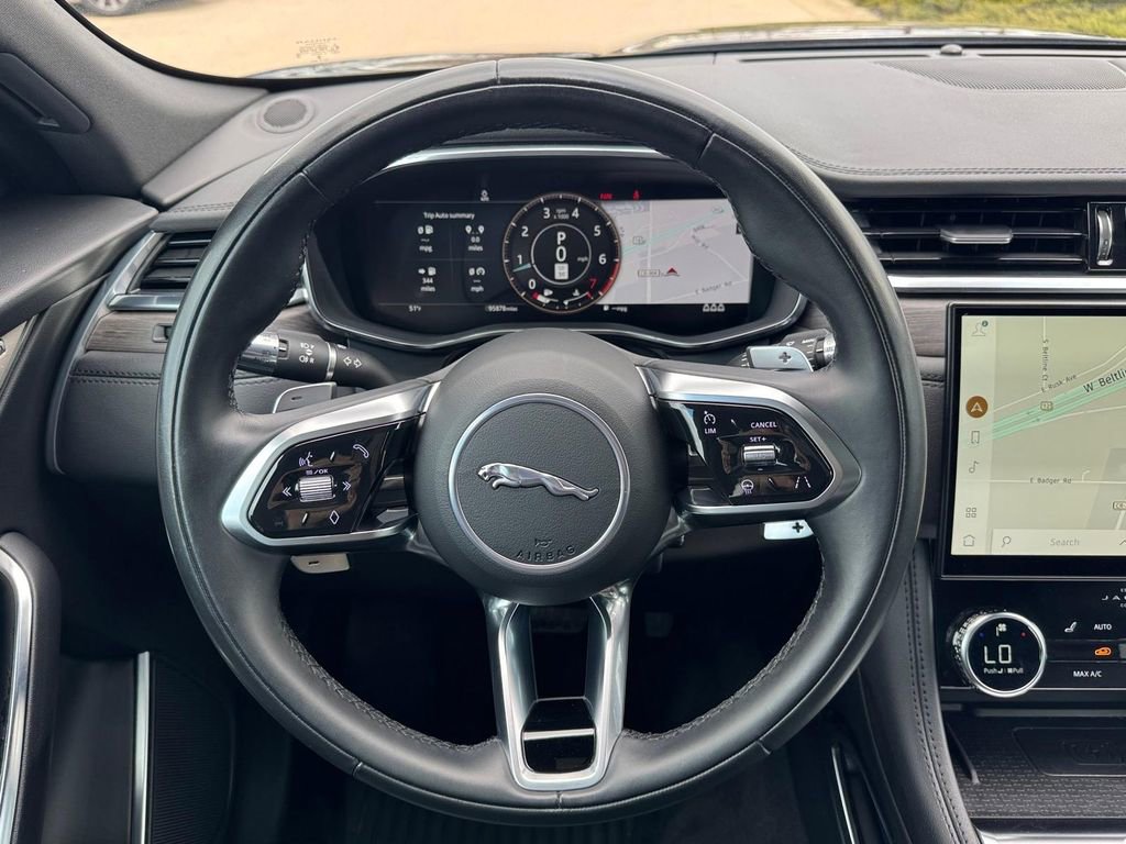 Used 2021 Jaguar F-PACE S image 11
