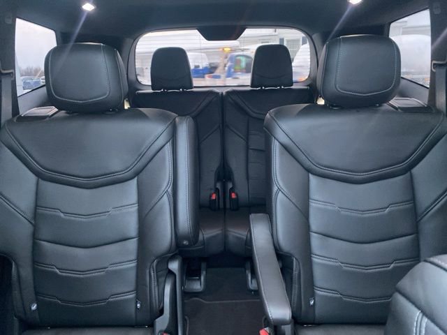 Used 2023 Cadillac XT6 Sport w/ LPO, ONYX Package image 21