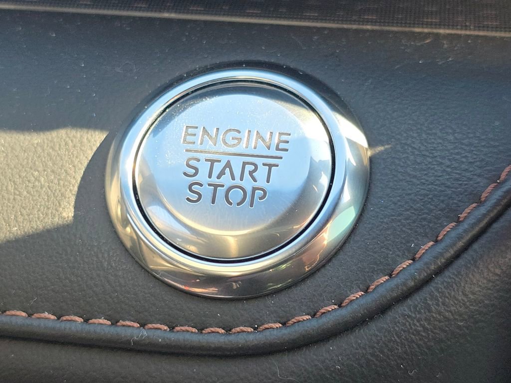 Used 2024 Lincoln Nautilus Reserve w/ Equipment Group 203A image 34