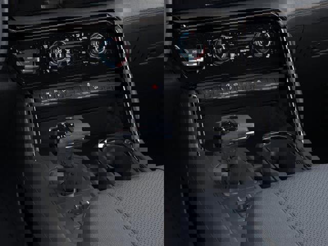 New 2026 GMC Sierra 1500 AT4 w/ AT4 Premium Package image 23