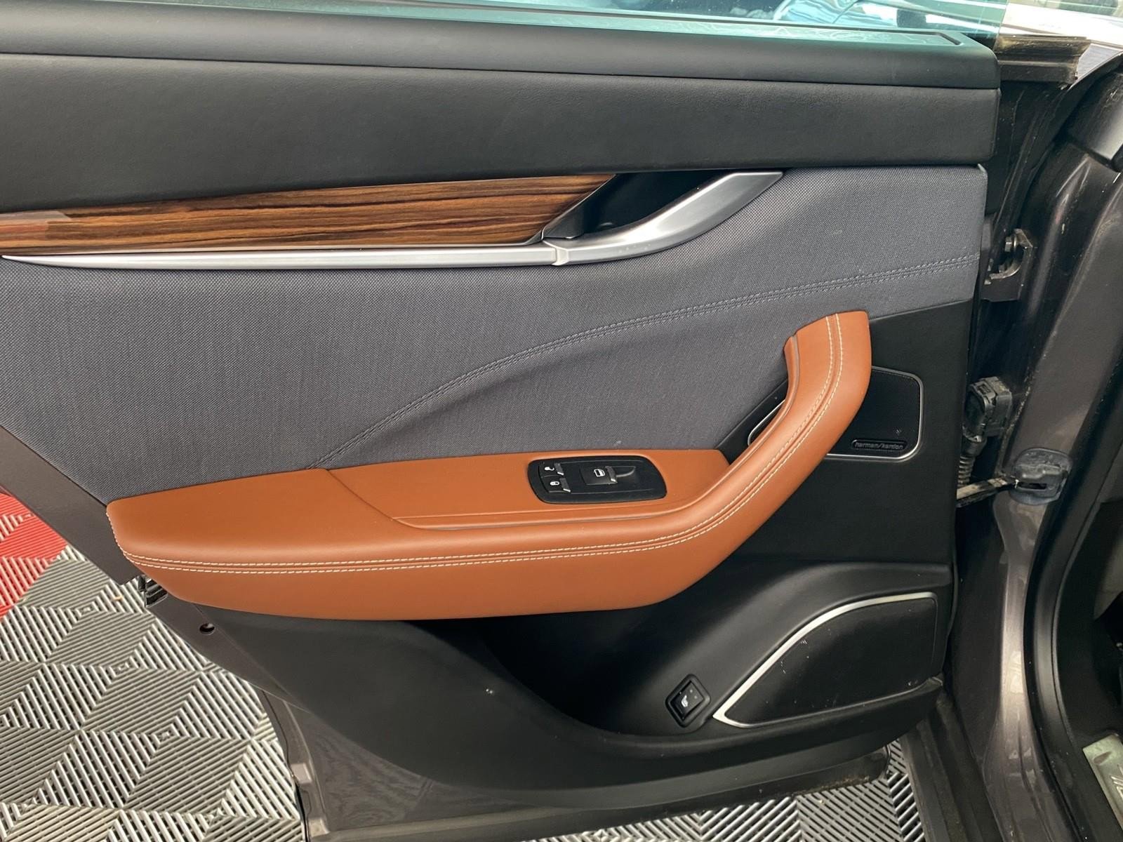 Used 2017 Maserati Levante S image 18