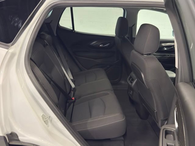 Used 2022 GMC Terrain SLE w/ Driver Convenience Package AWD/4WD image 14