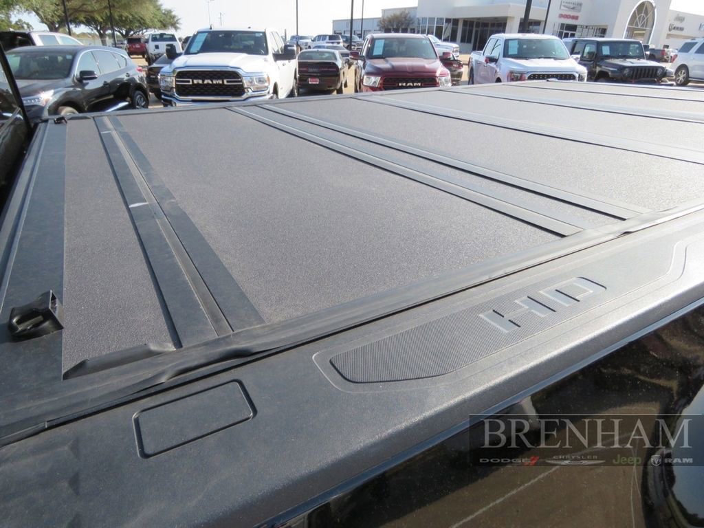 Used 2025 GMC Sierra 3500 Denali w/ Technology Package image 23