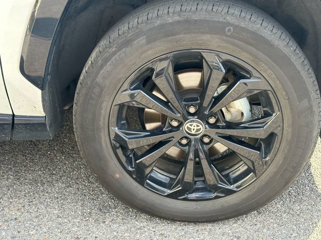 Certified 2024 Toyota RAV4 XSE w/ Advanced Technology Package AWD/4WD image 16
