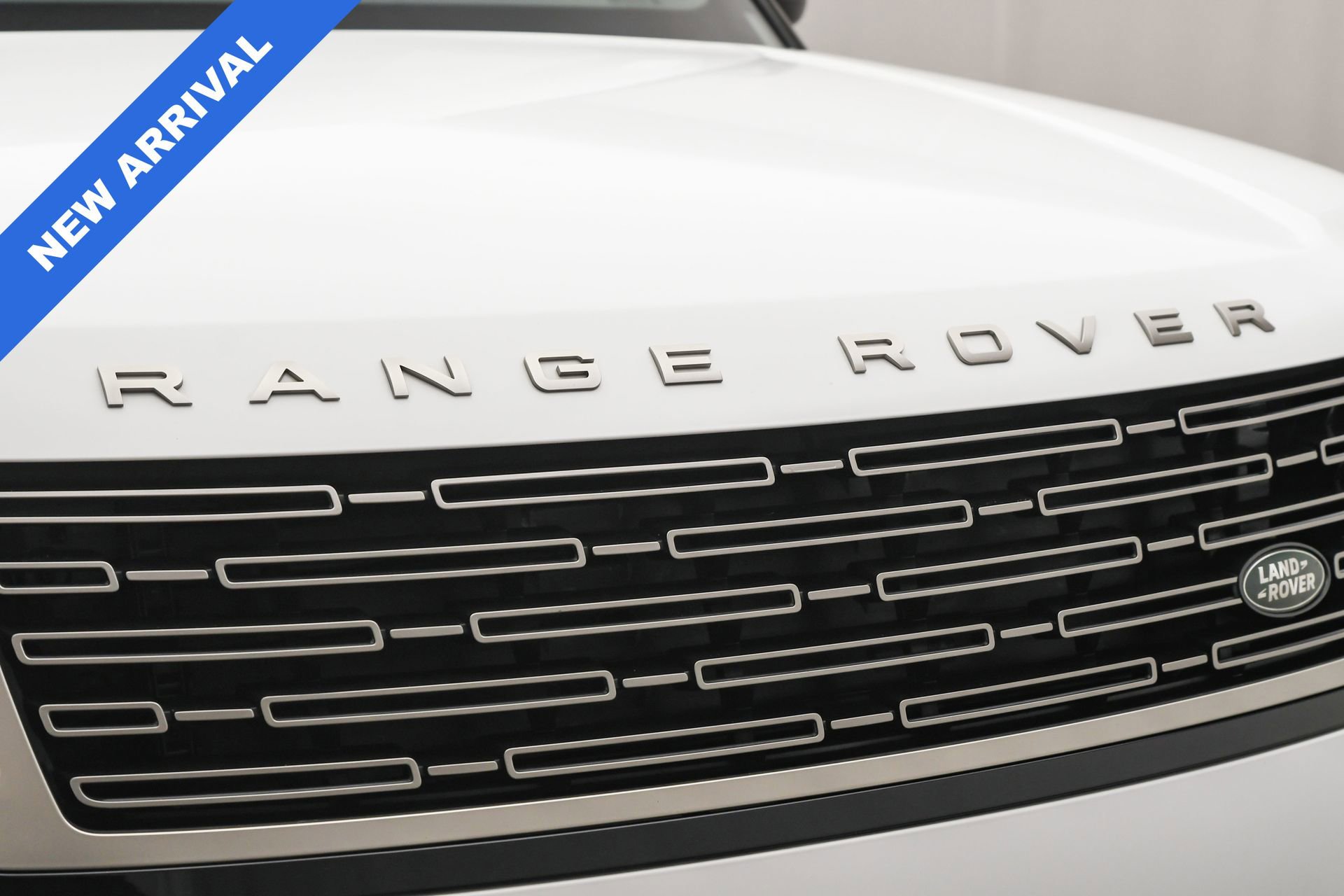 Used 2025 Land Rover Range Rover SE image 28