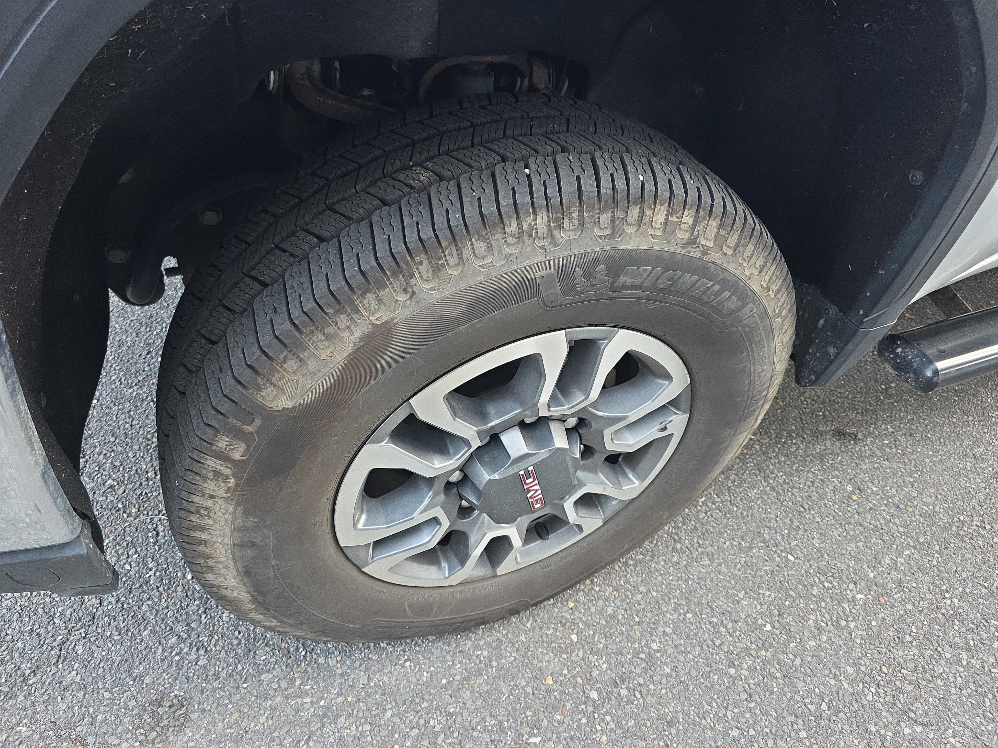 Used 2022 GMC Sierra 3500 SLE w/ SLE Convenience Package image 13