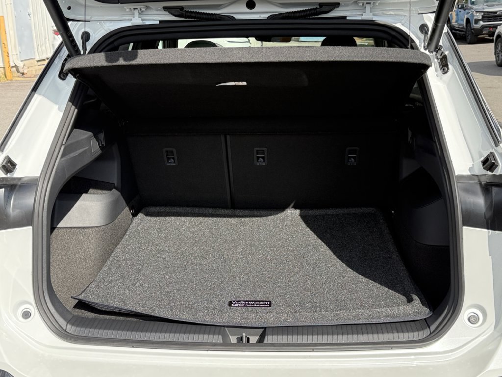 New 2026 Volkswagen Tiguan SEL R-Line AWD/4WD image 26