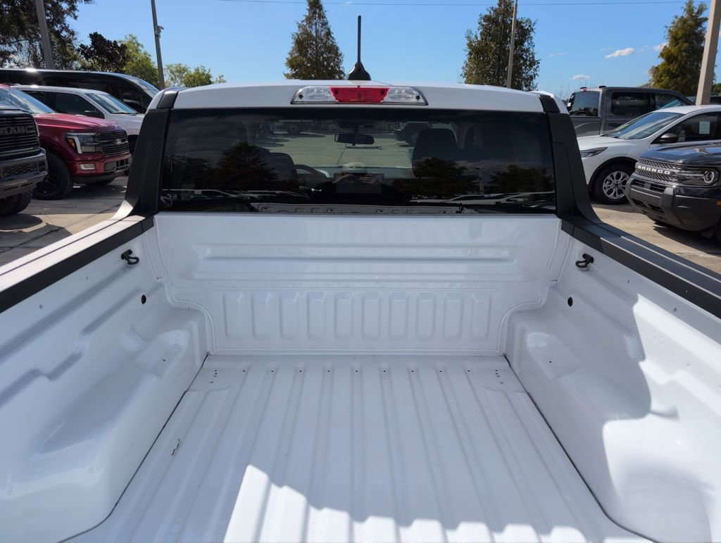 New 2025 Ford Maverick XL w/ Equipment Group 102A image 31