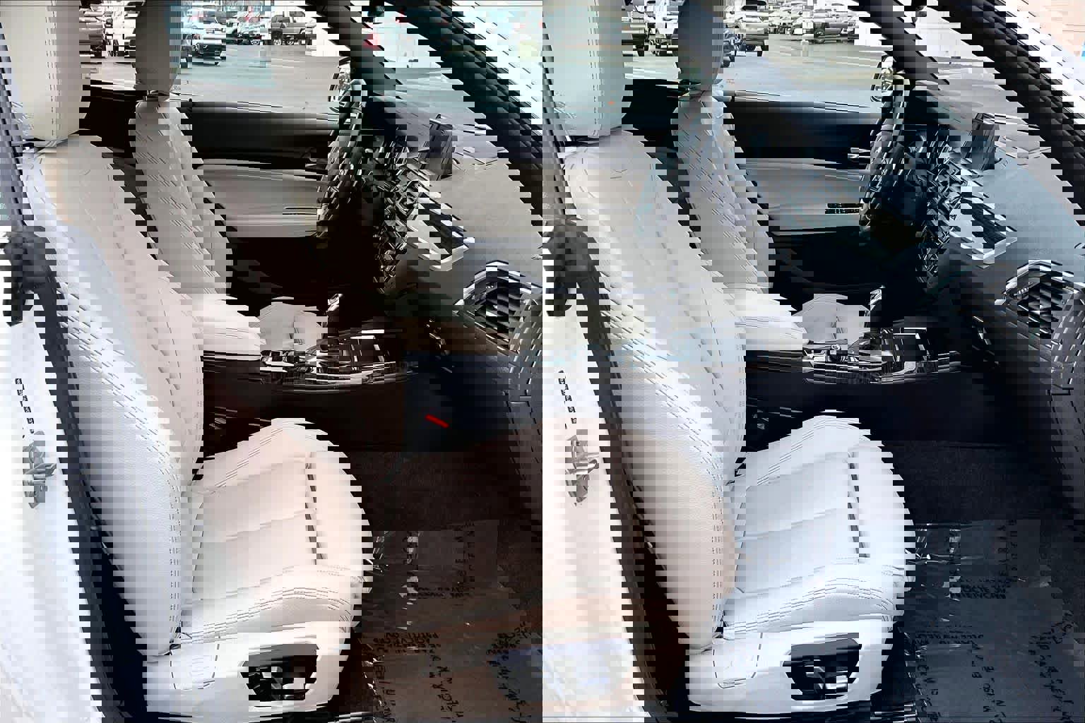 Used 2018 BMW 230i Convertible image 8