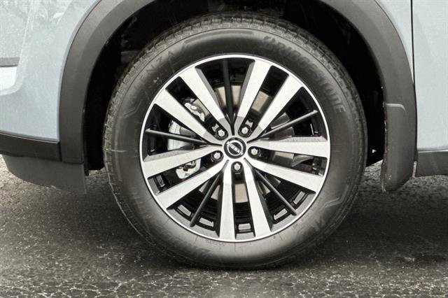 New 2025 Nissan Pathfinder Platinum image 34