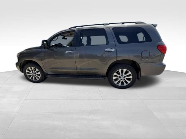 Used 2014 Toyota Sequoia Limited AWD/4WD image 5
