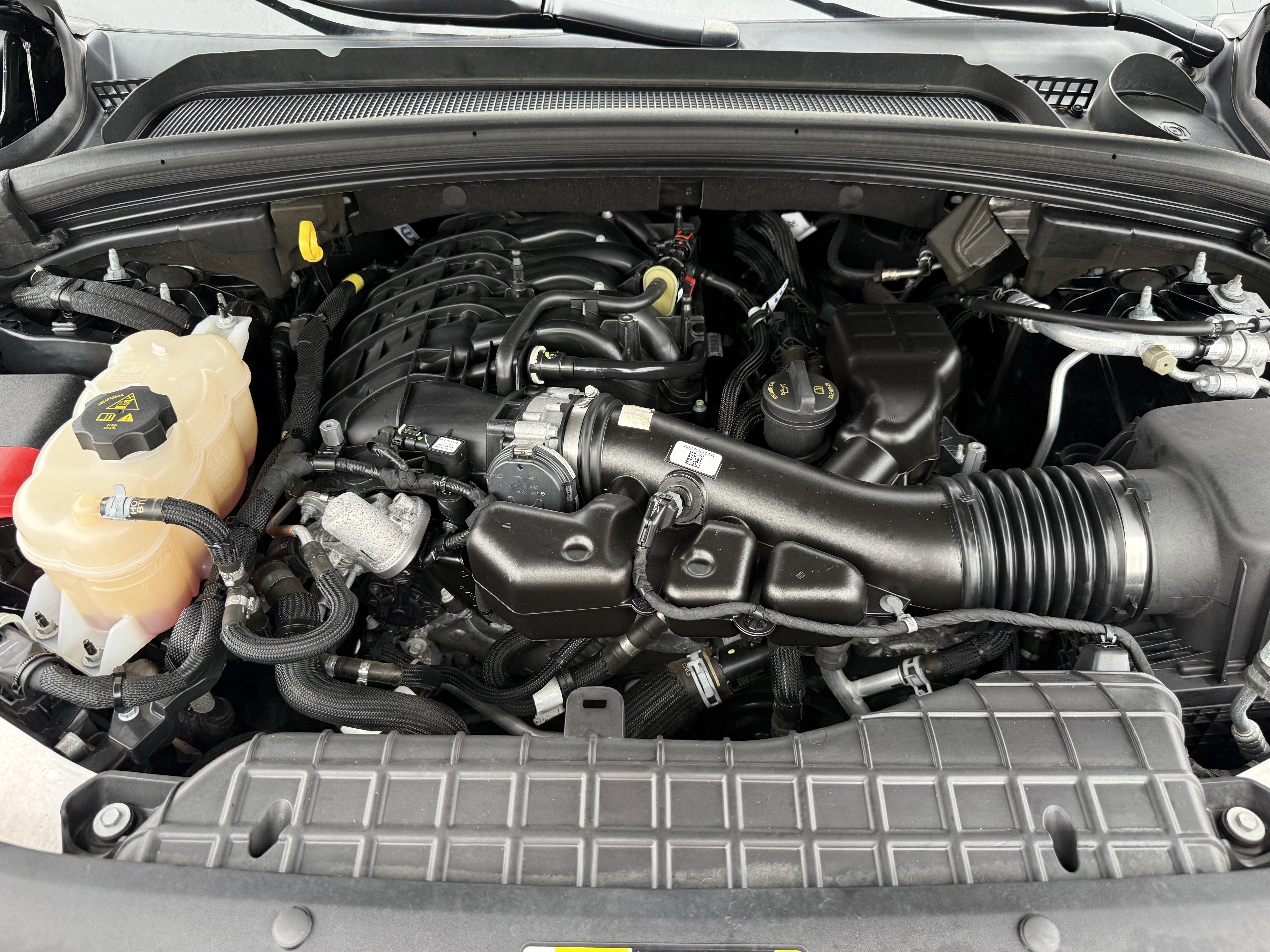 Used 2023 Jeep Grand Cherokee L Limited w/ Trailer Tow Group (B) image 35