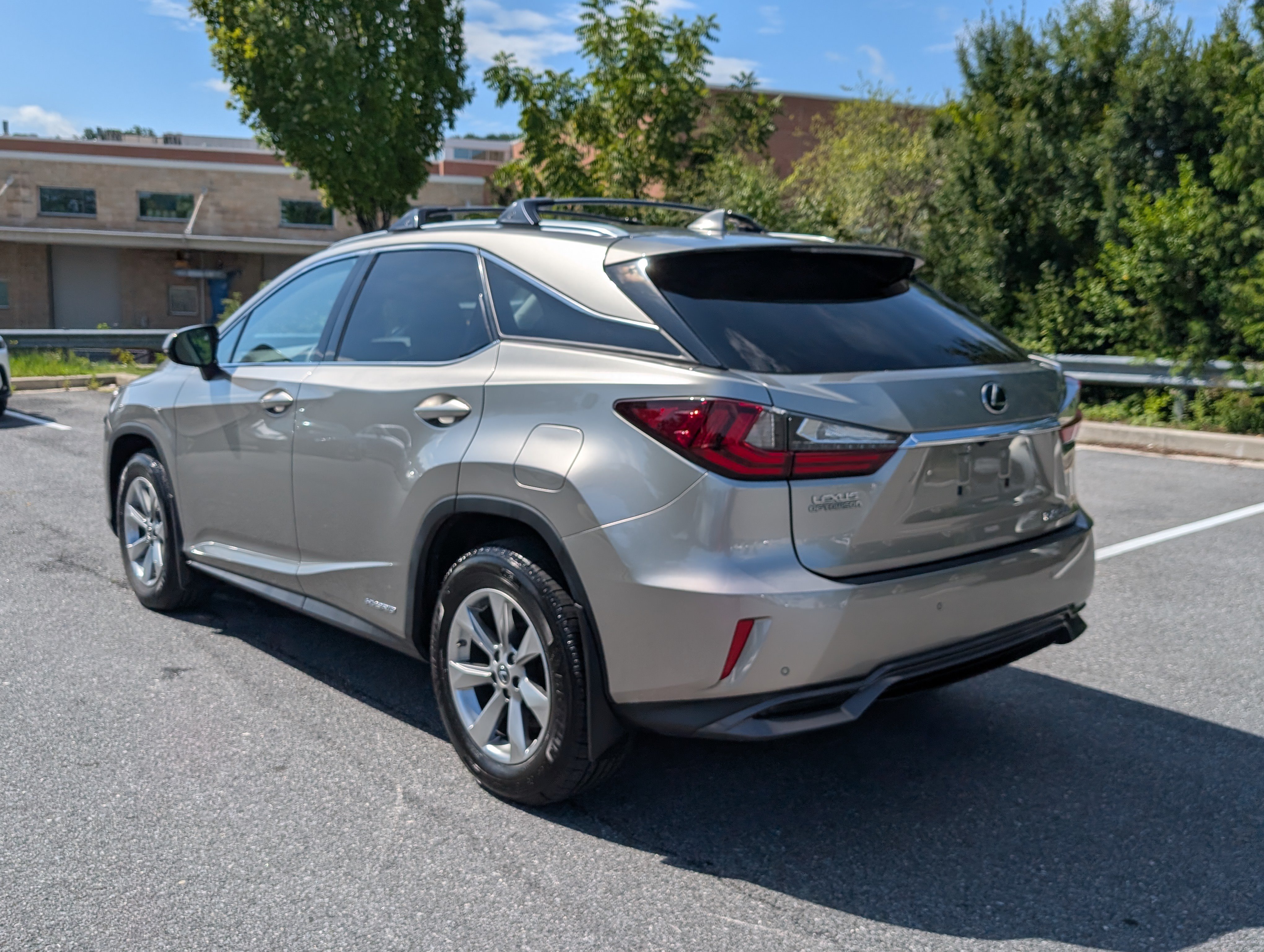Used 2018 Lexus RX 450h AWD w/ Premium Package image 5