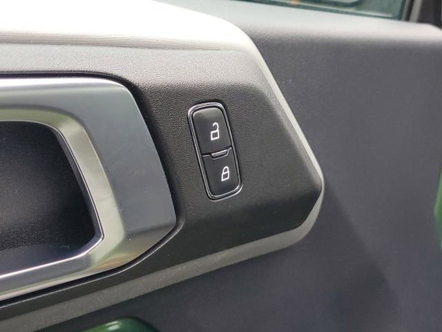 Certified 2022 Ford Bronco Badlands image 9