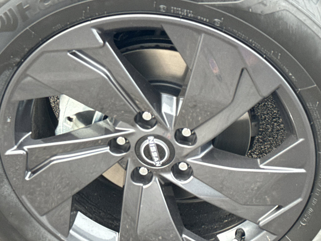 New 2026 Nissan Rogue SV image 9