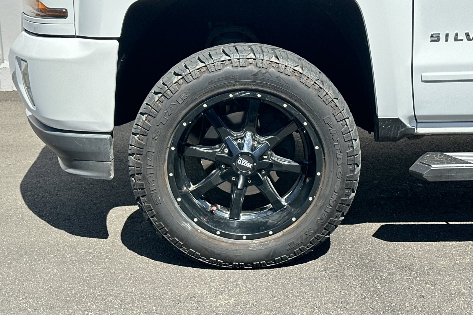 Used 2018 Chevrolet Silverado 1500 LT w/ All Star Edition AWD/4WD image 42