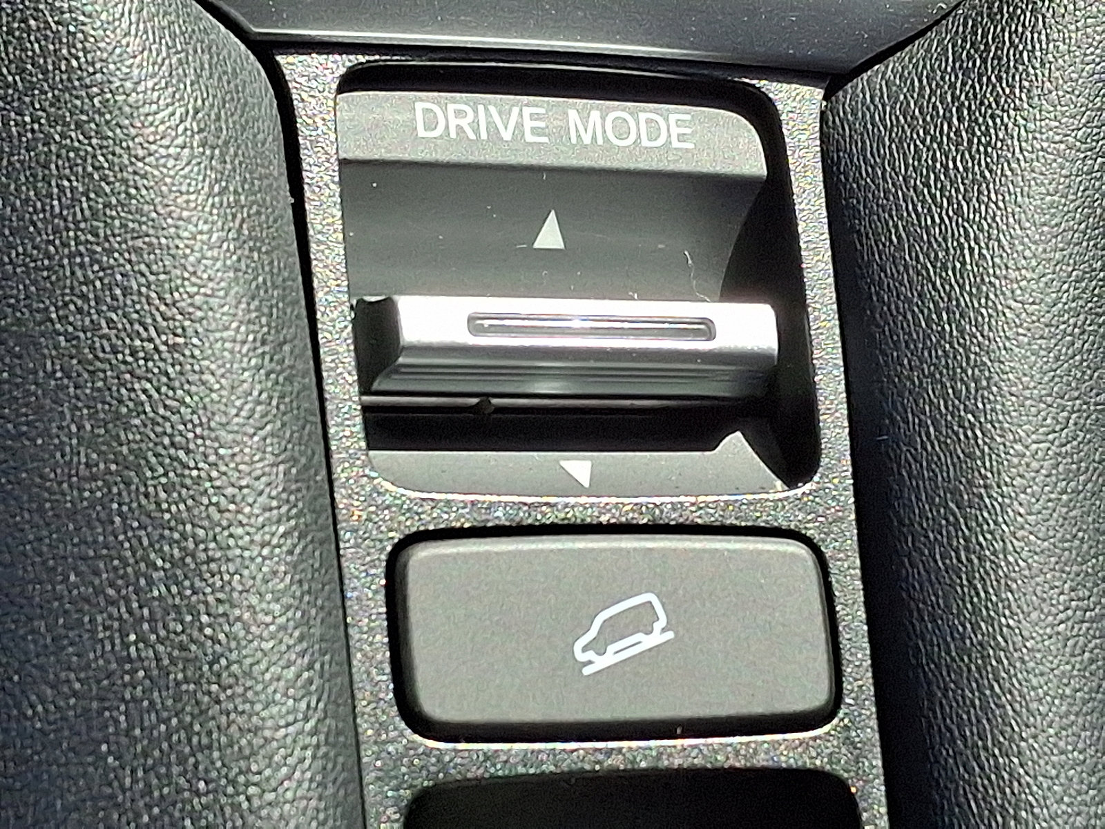 Used 2023 Honda HR-V EX-L image 25