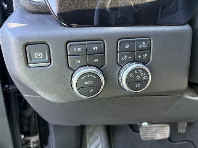 Used 2025 GMC Sierra 1500 SLT AWD/4WD image 10