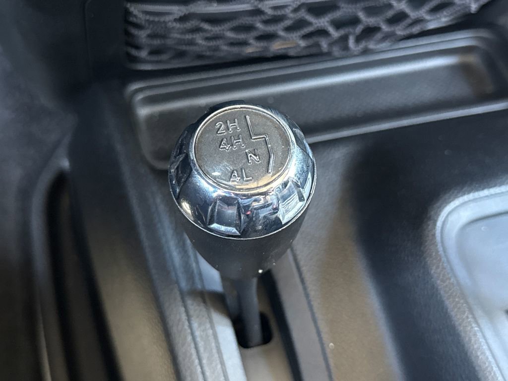 Used 2015 Jeep Wrangler Unlimited Sport w/ Quick Order Package 24S AWD/4WD image 18