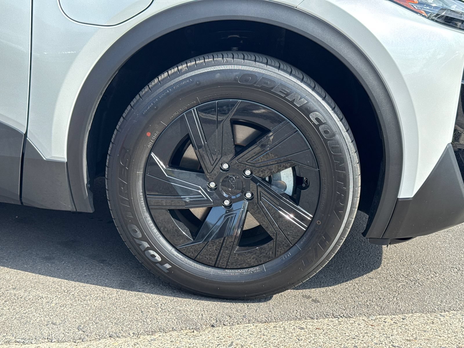 Certified 2026 Subaru Uncharted Premium FWD image 4