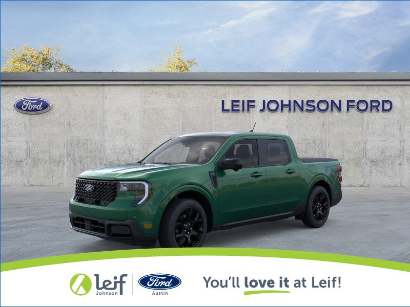 New 2025 Ford Maverick Lariat w/ Black Appearance Package