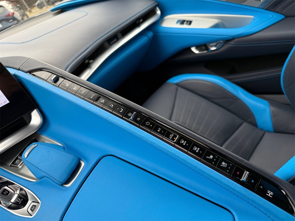 Used 2025 Chevrolet Corvette Z06 w/ Z07 Performance Package image 18