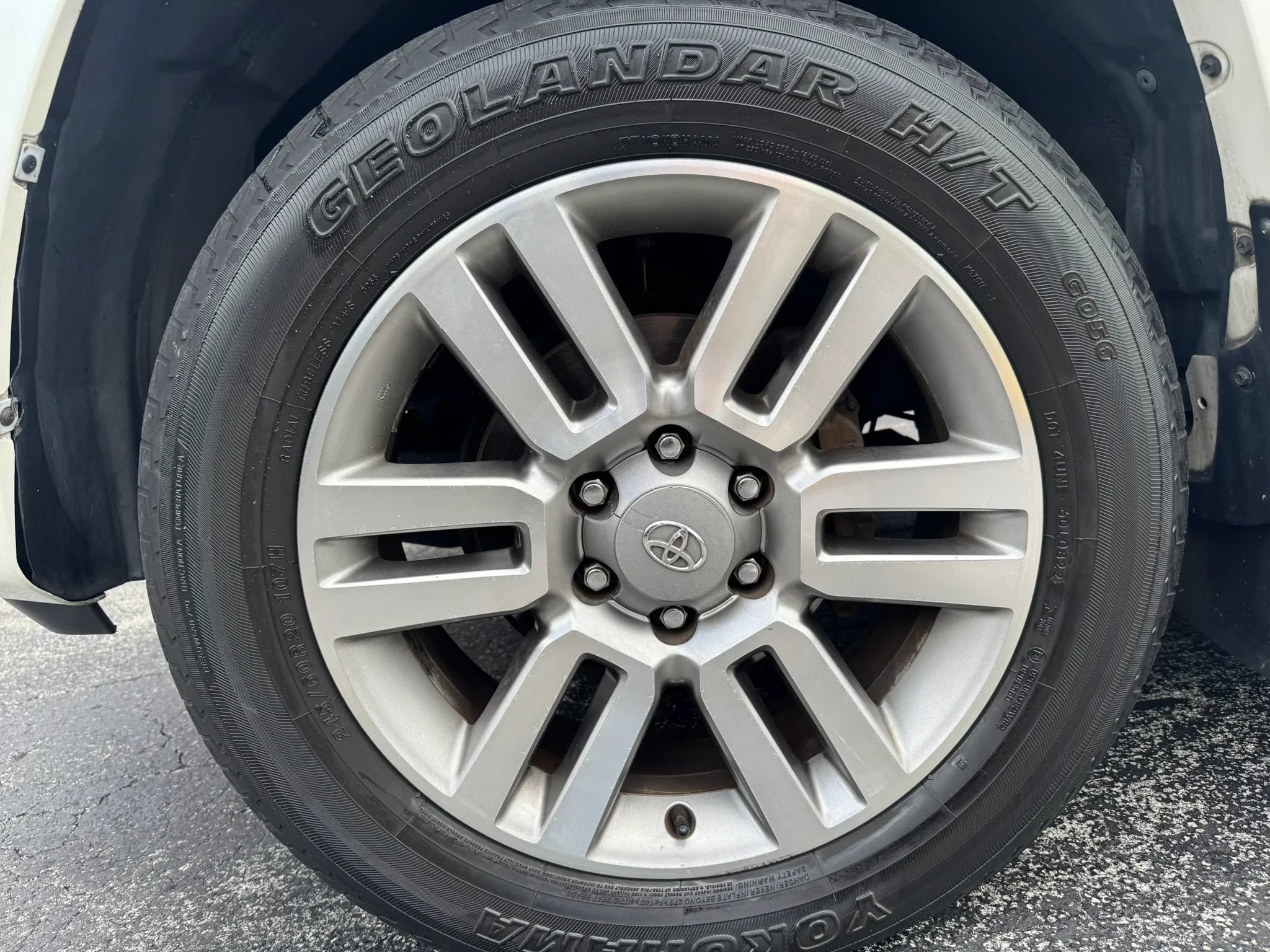 Used 2013 Toyota 4Runner Limited AWD/4WD image 43