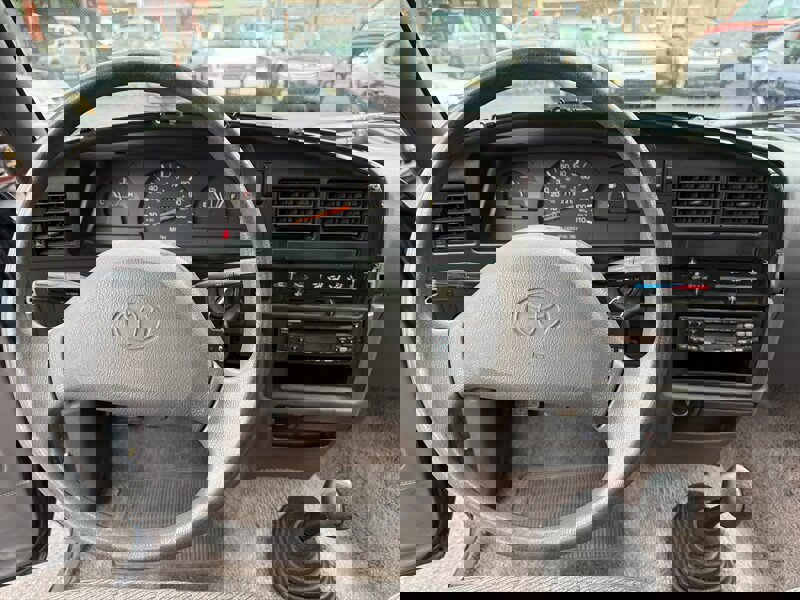 Used 1994 Toyota Pickup 2WD Regular Cab image 16