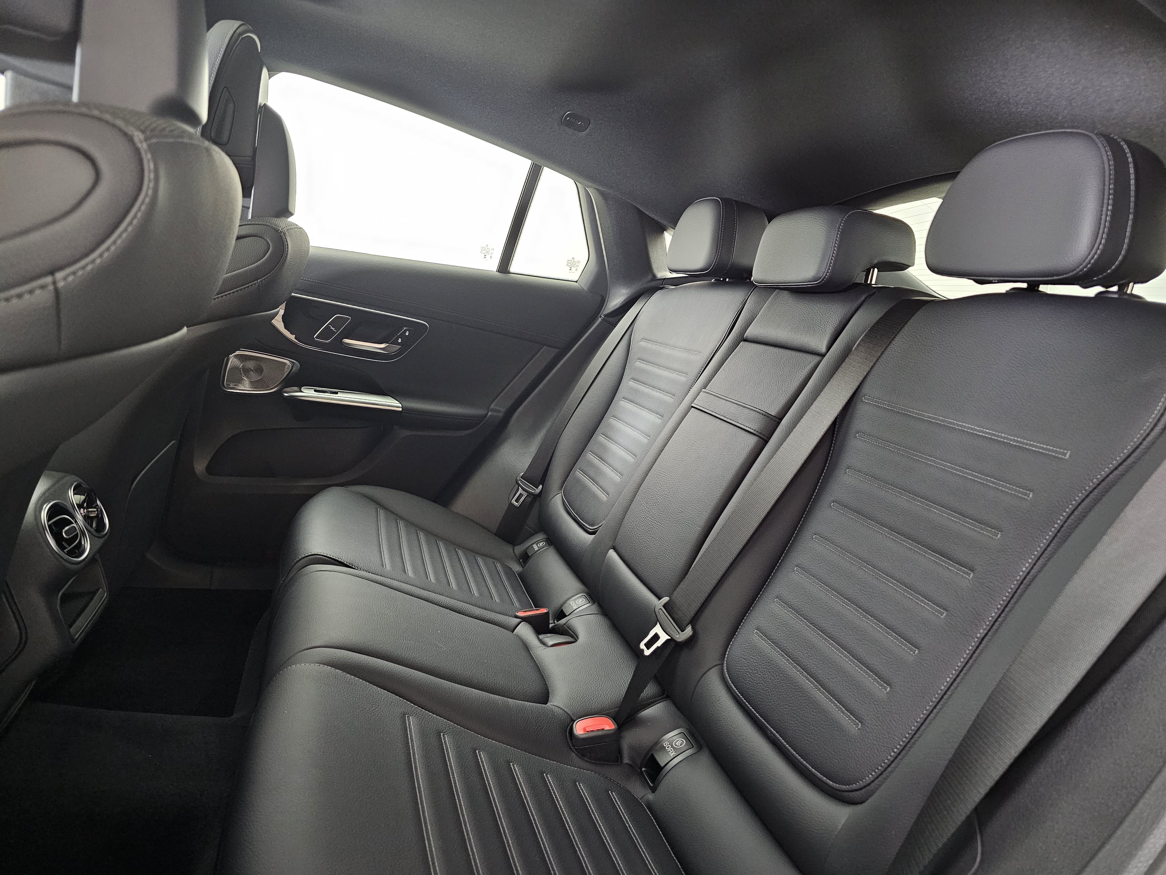 New 2025 Mercedes-Benz GLC 43 AMG 4MATIC Coupe image 19
