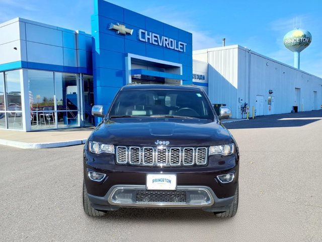 Used 2019 Jeep Grand Cherokee Limited w/ Trailer Tow Group IV AWD/4WD image 9