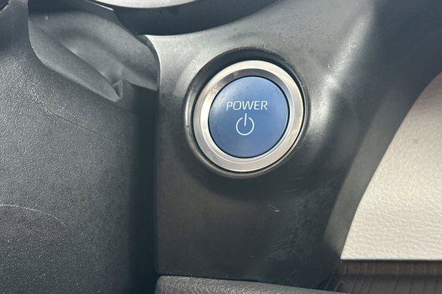 Certified 2023 Toyota Sienna XLE image 28