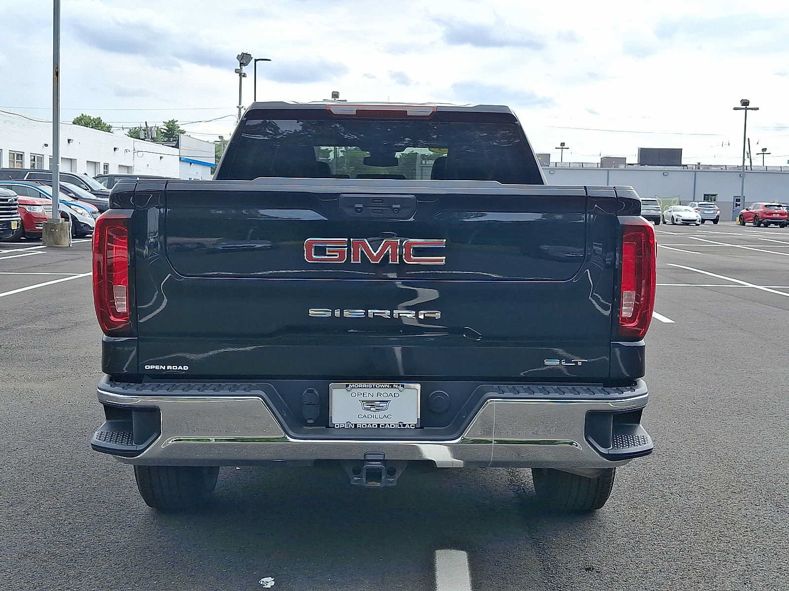 Used 2025 GMC Sierra 1500 SLT AWD/4WD image 5